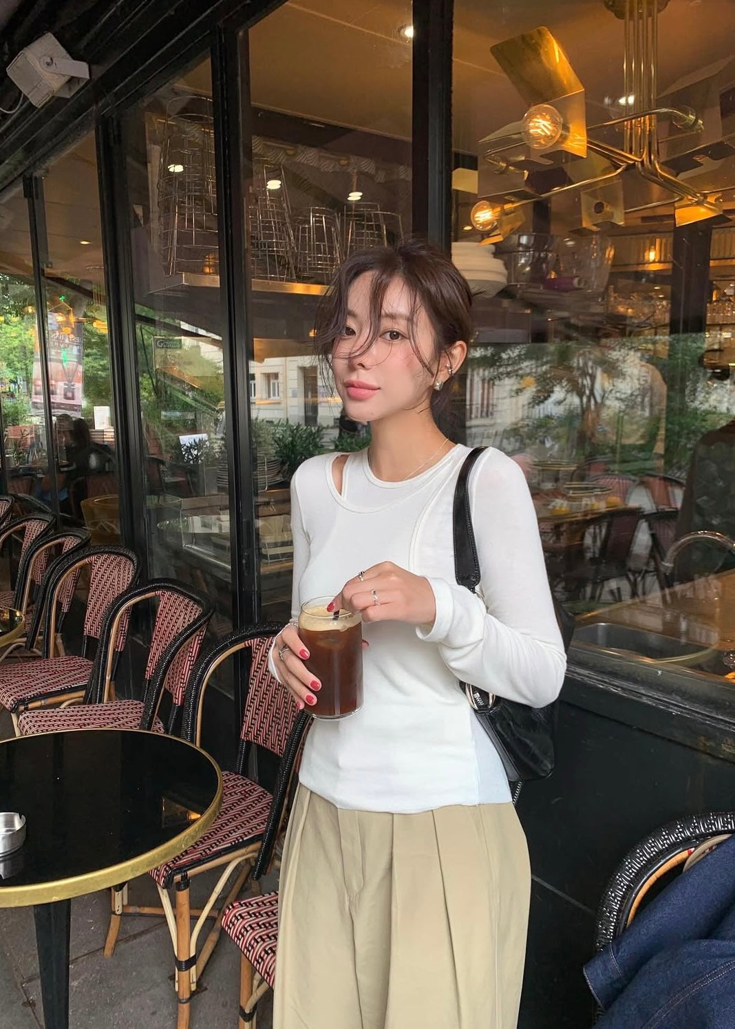 Unbalance layered top
