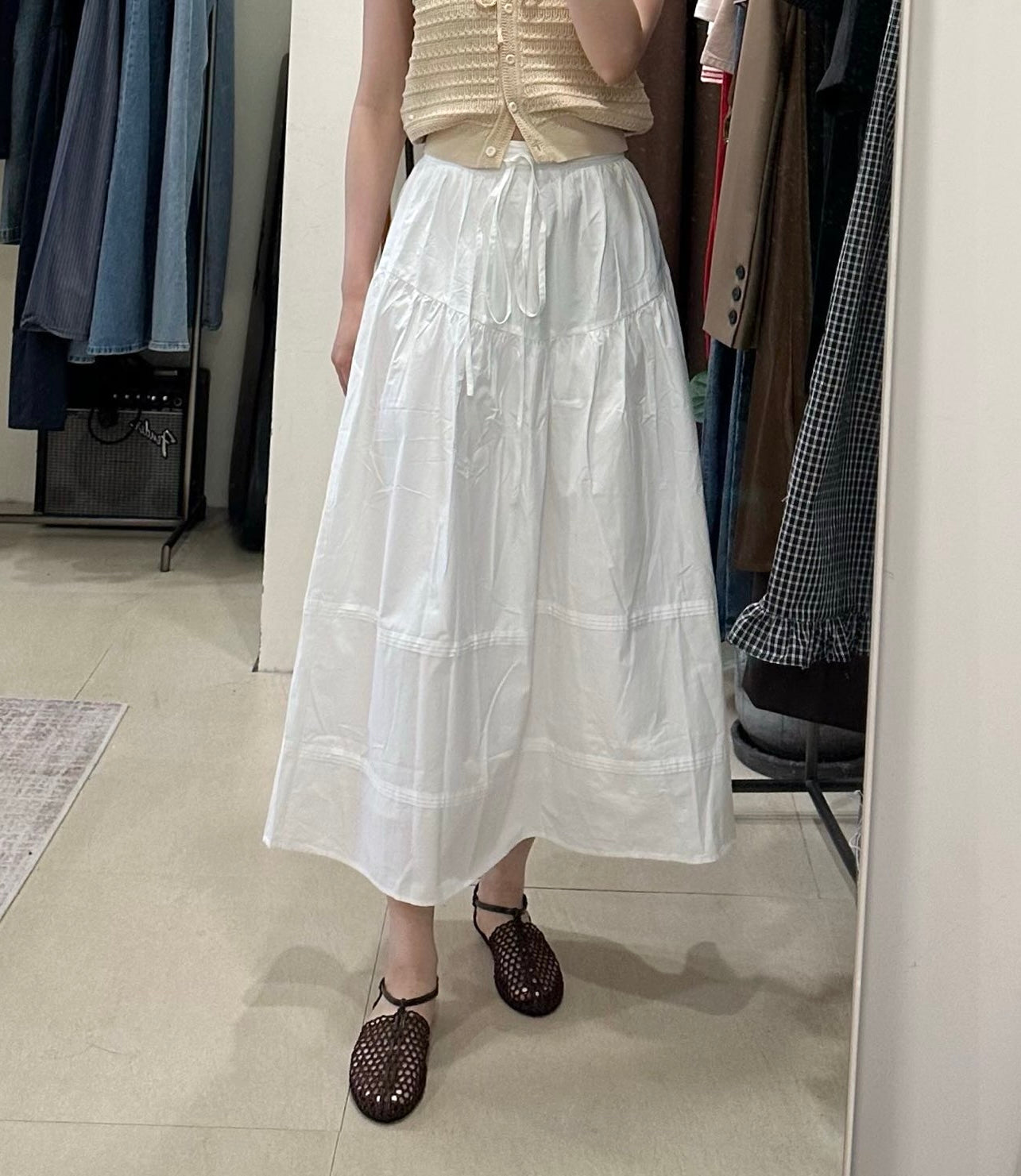 Lace up pleats skirt