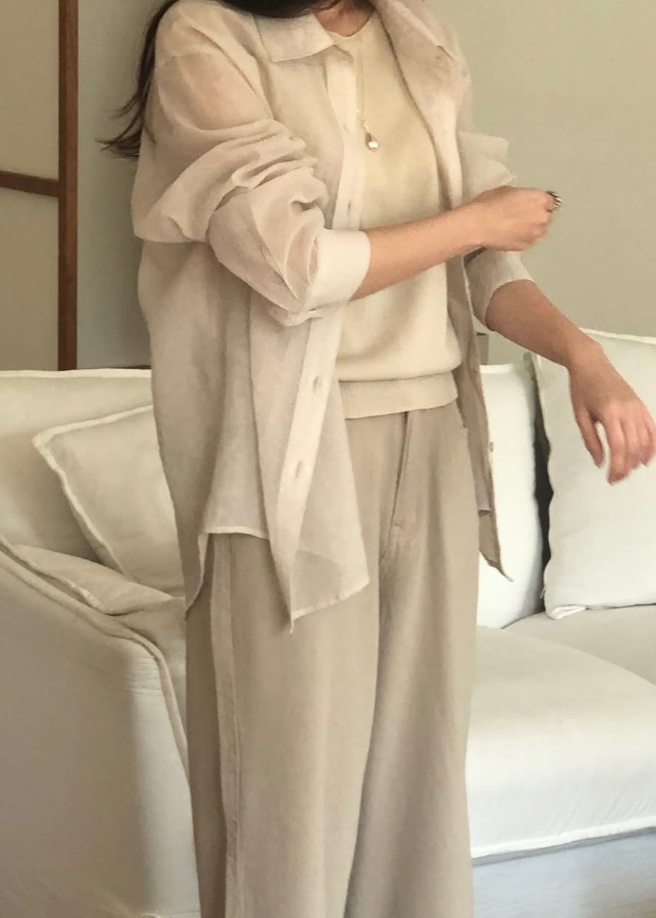 Back vented silky shirt