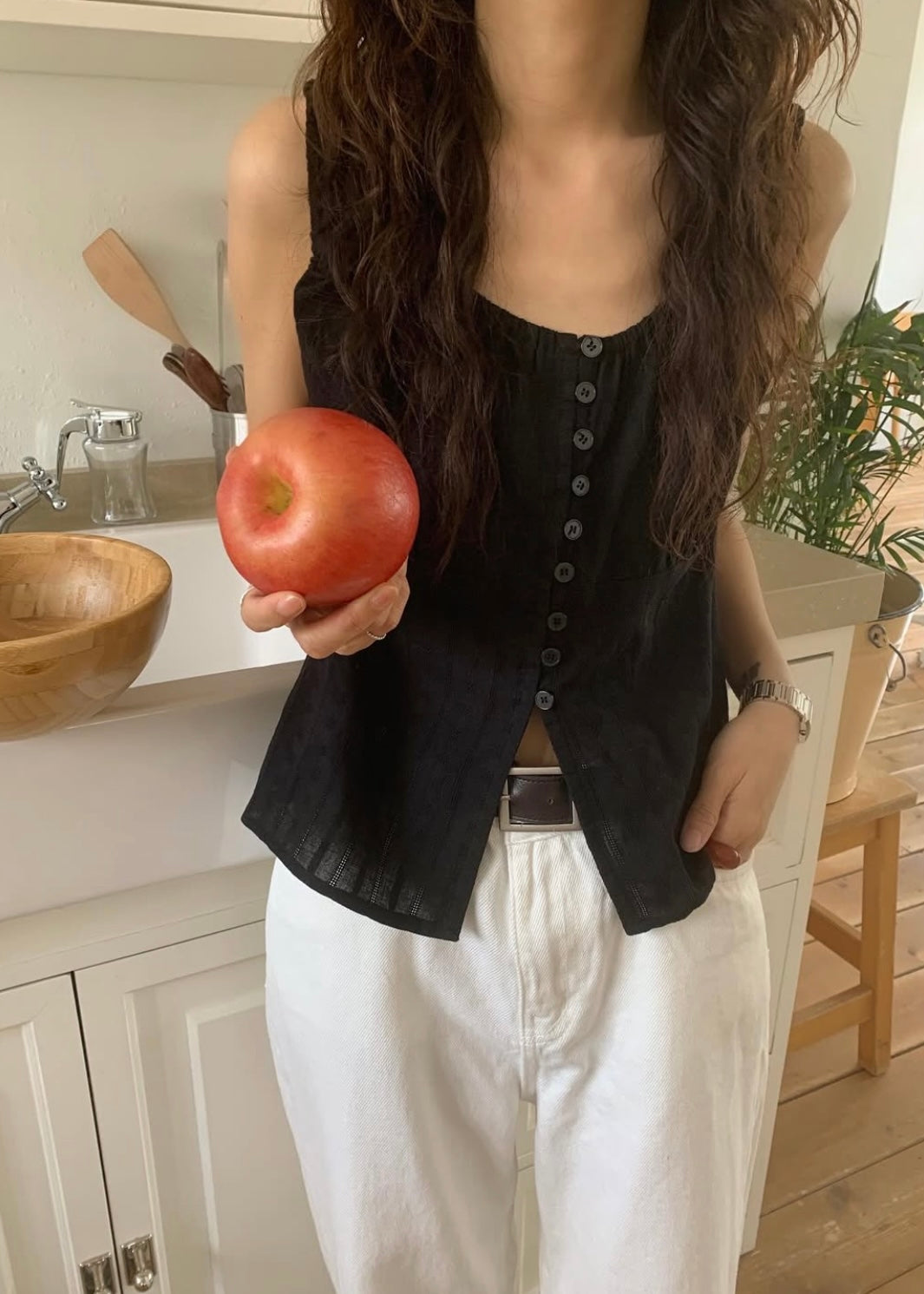 Vented bottom blouse