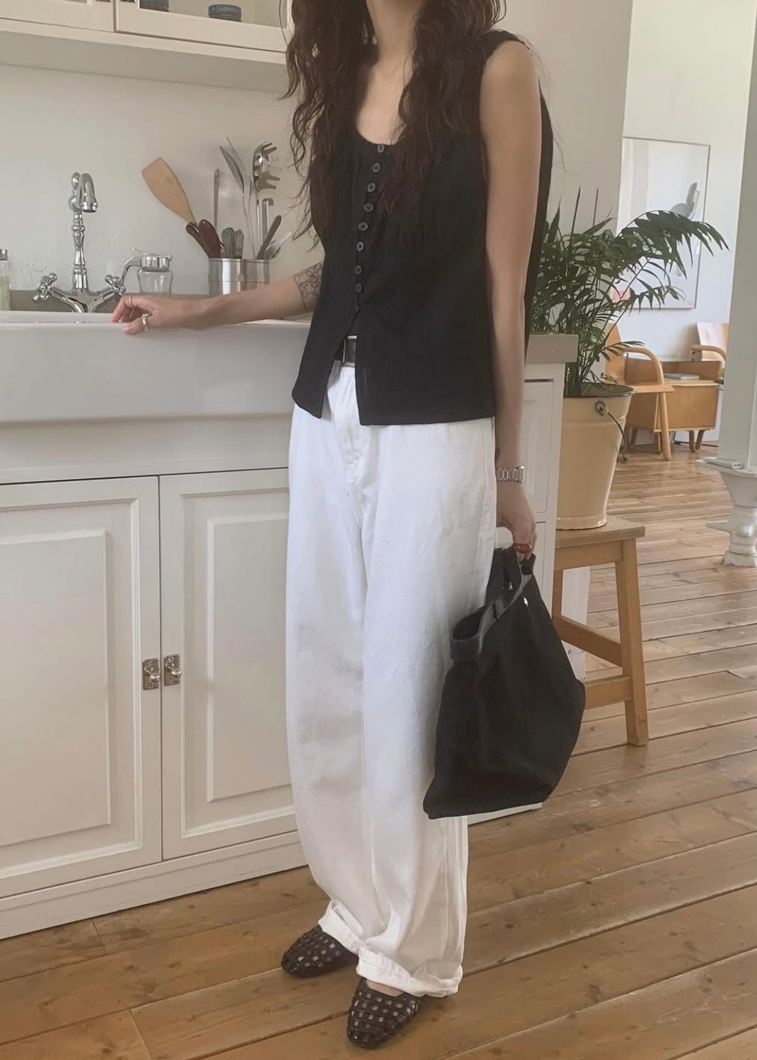 Vented bottom blouse