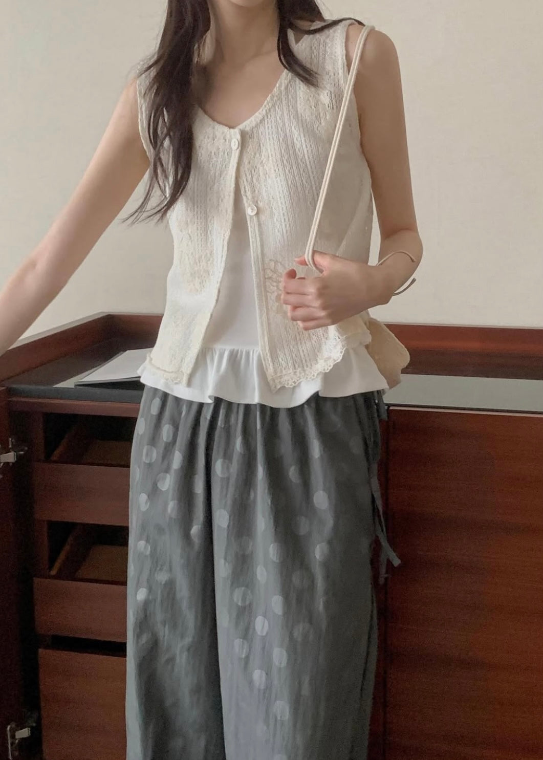 Double buttons vest