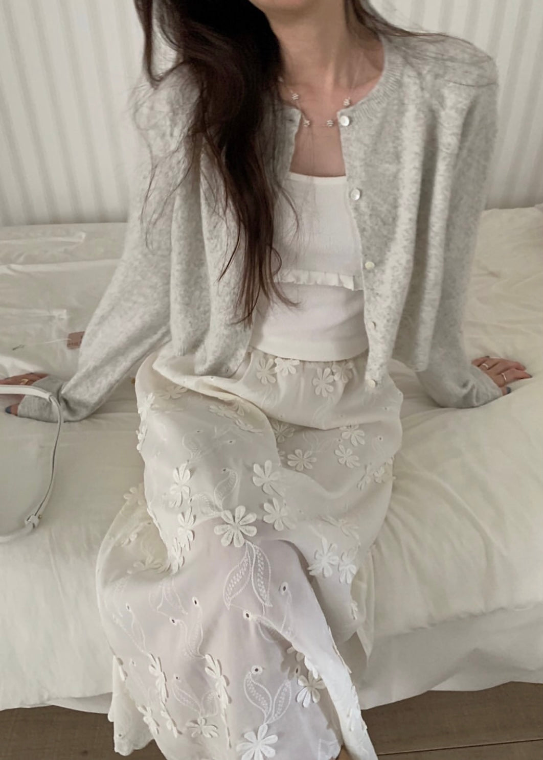 Cropped fit cardigan