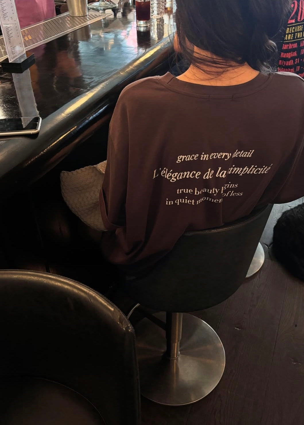 "breathe & elegance" tee