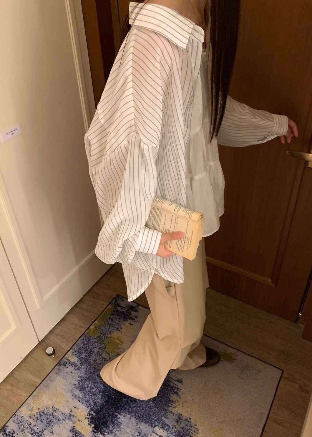 Oversized round bottom shirt