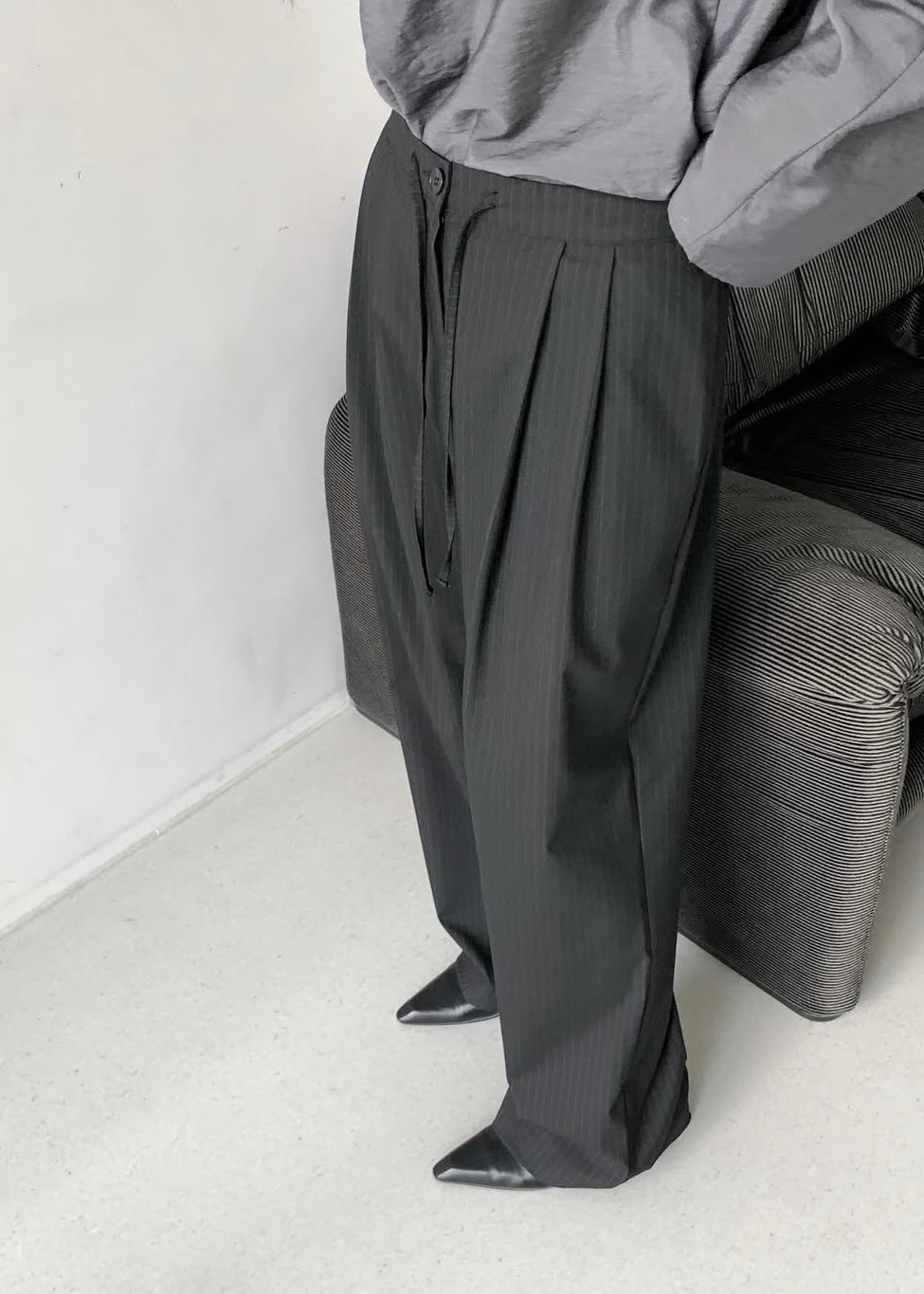 Casual pleated trousers