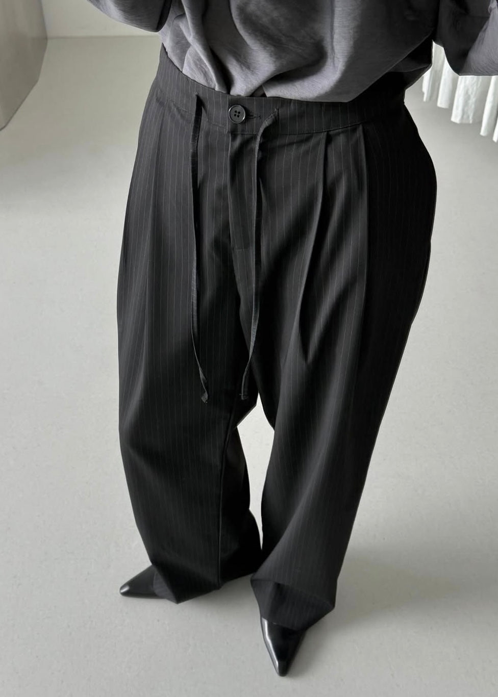 Casual pleated trousers