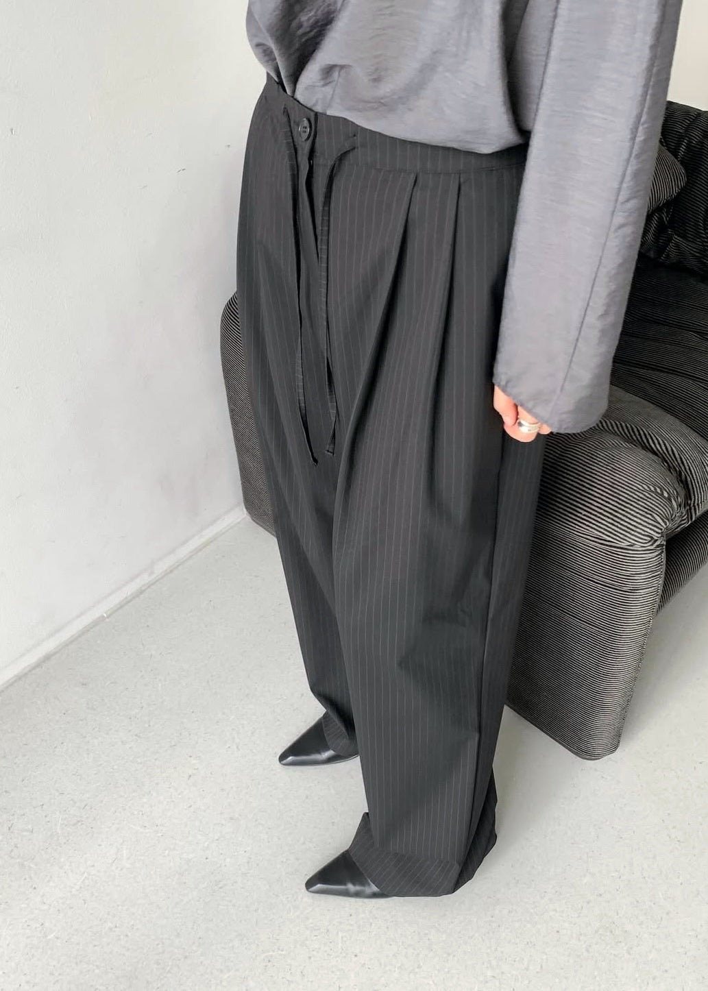 Casual pleated trousers