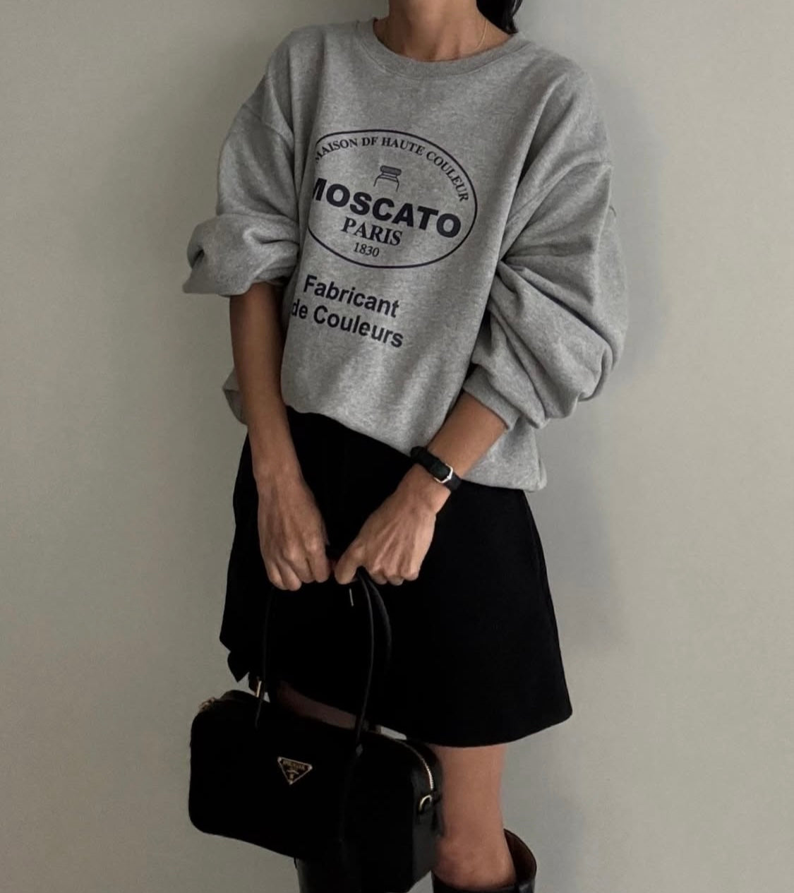 Moscato label sweater