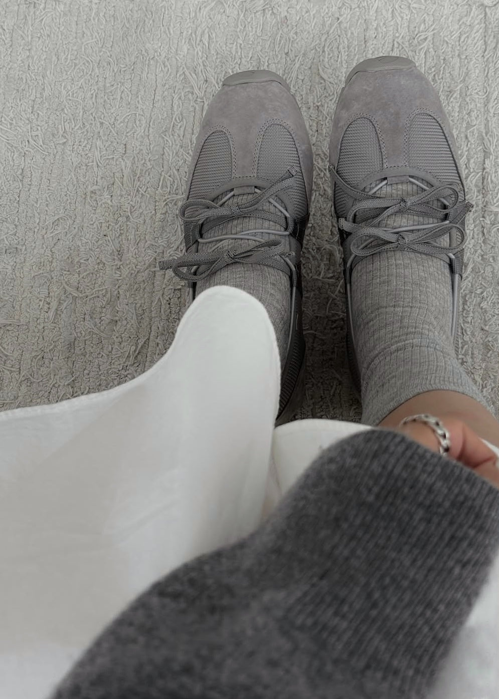 Ribbon ballet sneakers
