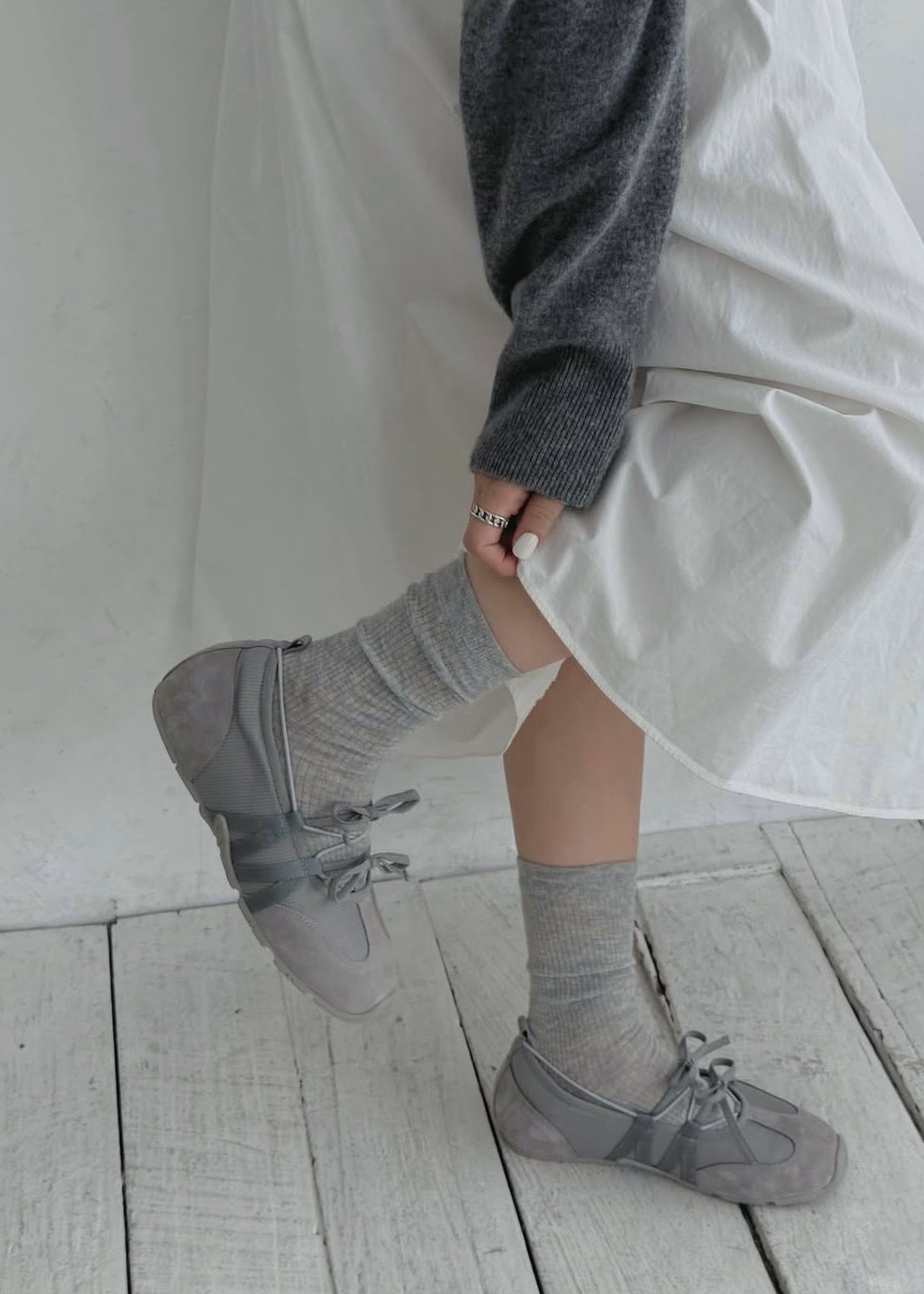 Ribbon ballet sneakers