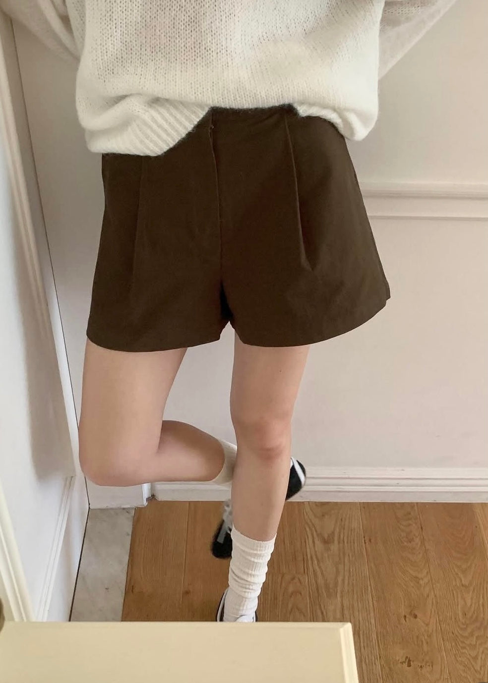 Single pleated winter shorts