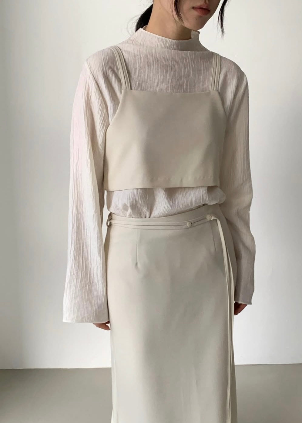 Lace tail straight skirt