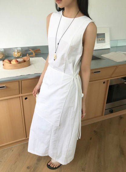 Apron layered sleeveless dress