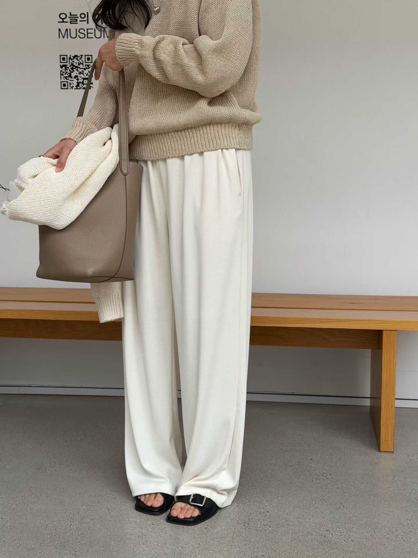 Wide straight drape pants