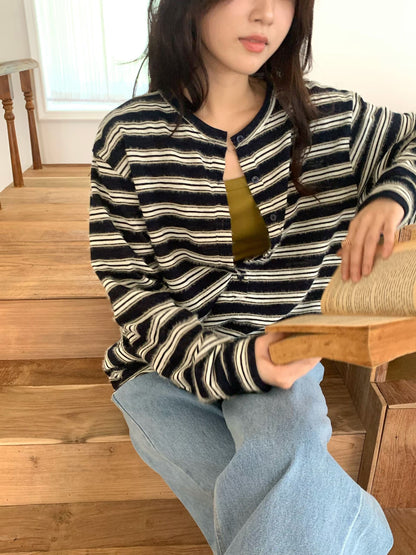 Fluffy stripes henry tee
