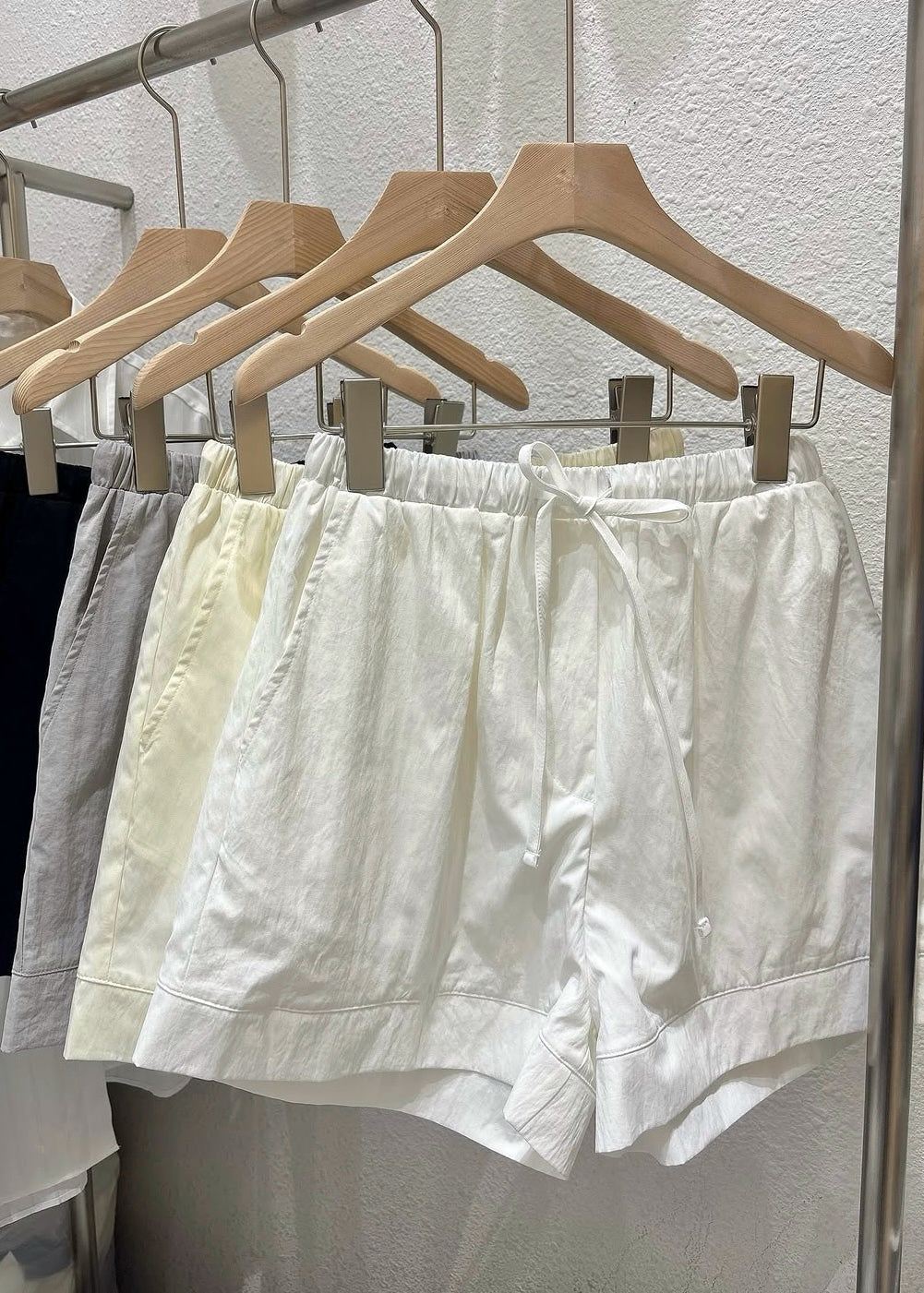 Puff lace-up shorts
