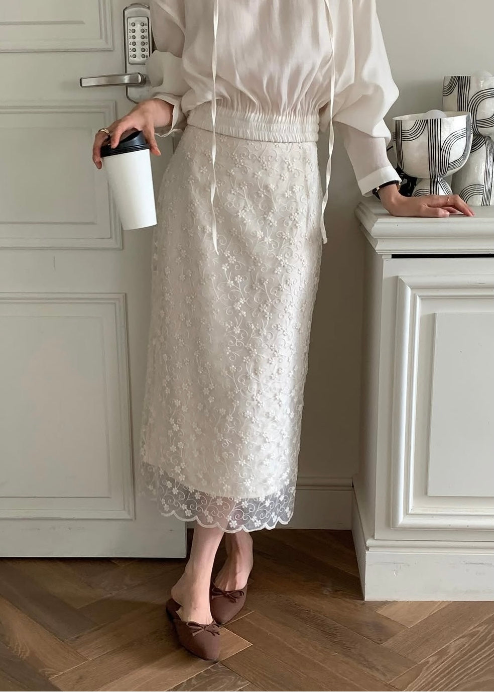 Floral lace skirt