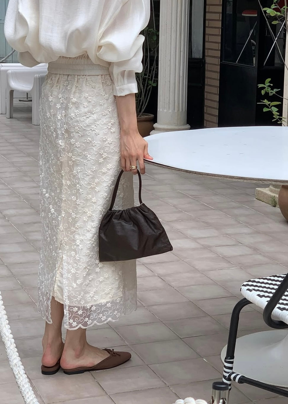 Floral lace skirt