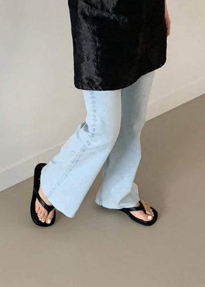 Square headed slippers