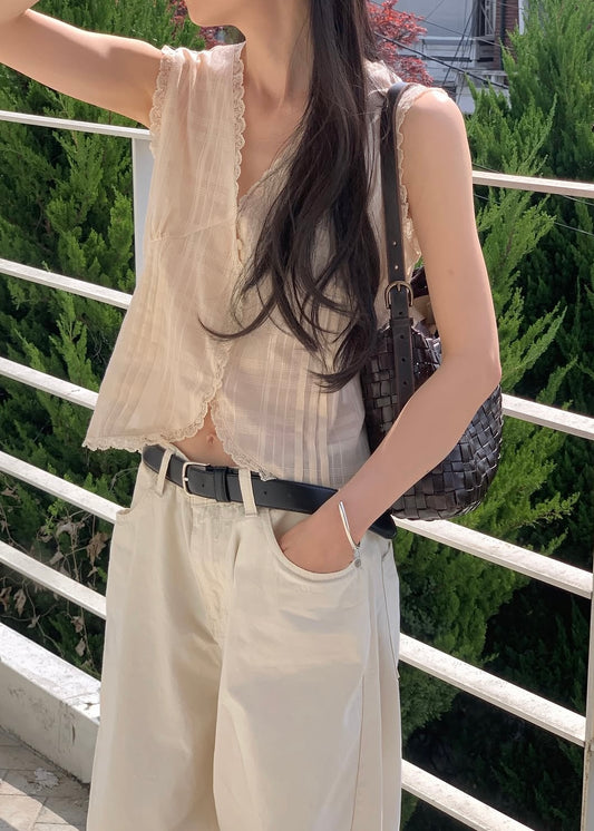 Lace edge checkers blouse