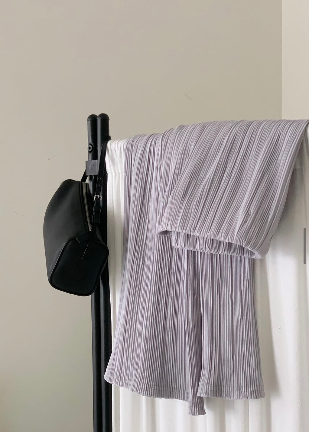 Pleated bell bottom pants