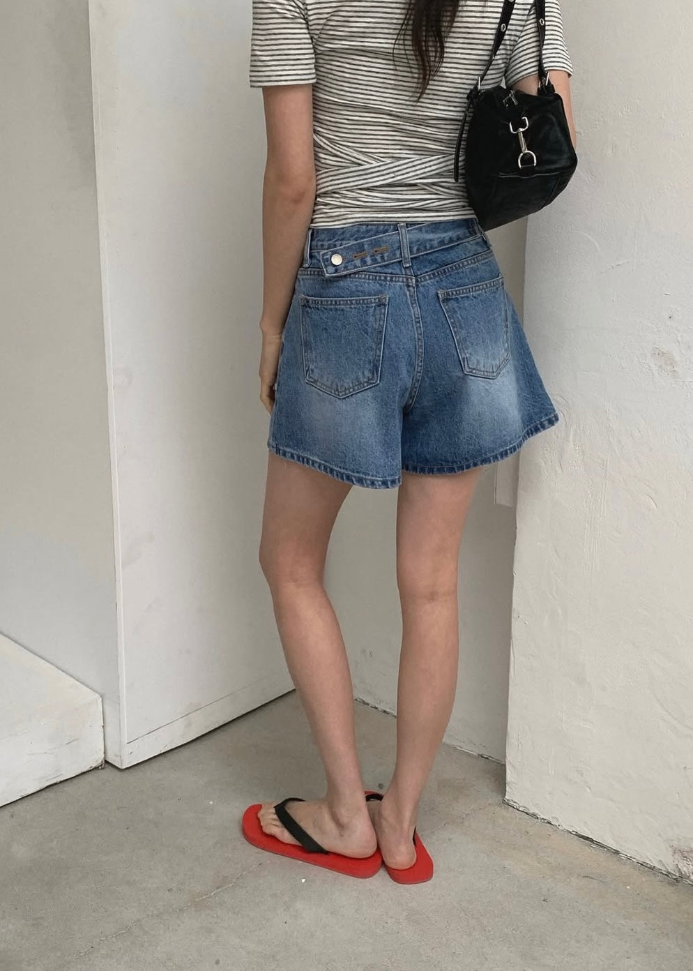 Denim belted indigo shorts