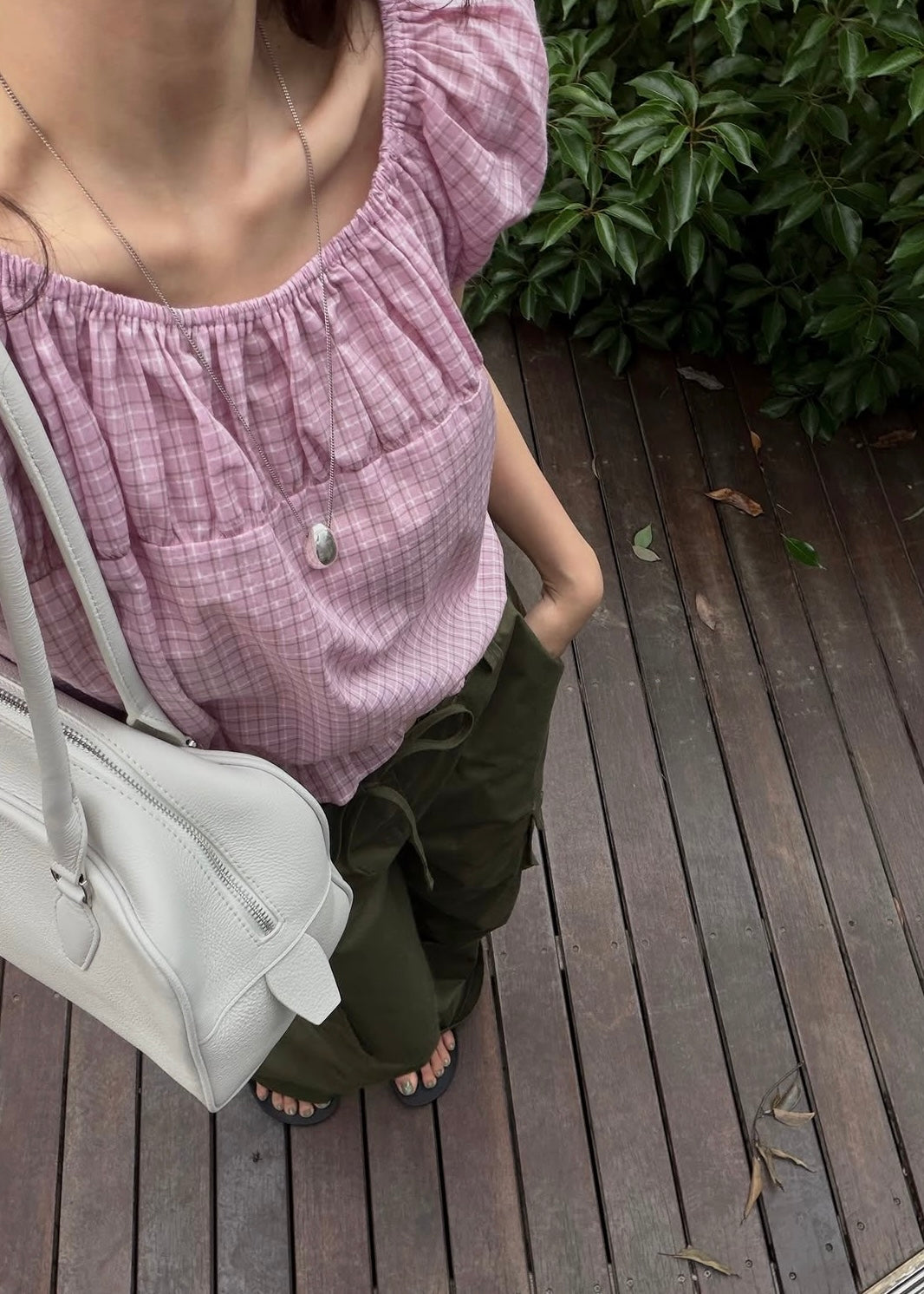 Tulips ruffle blouse