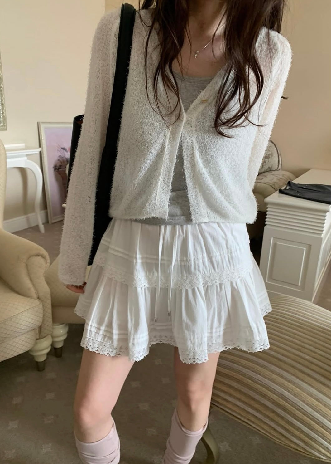 Ribbon lace mini skirt