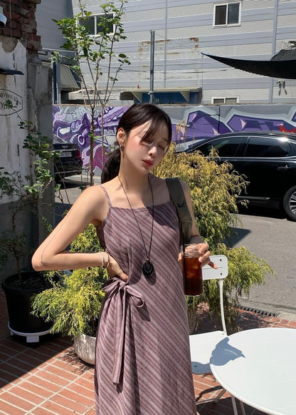 Square neck bias stripes dress