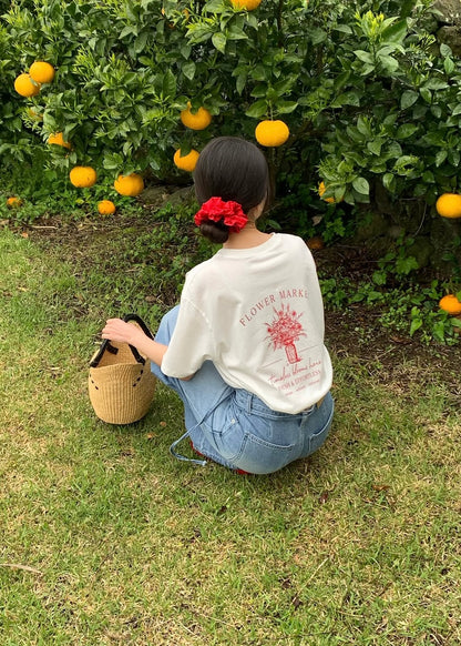 Flowers market tee