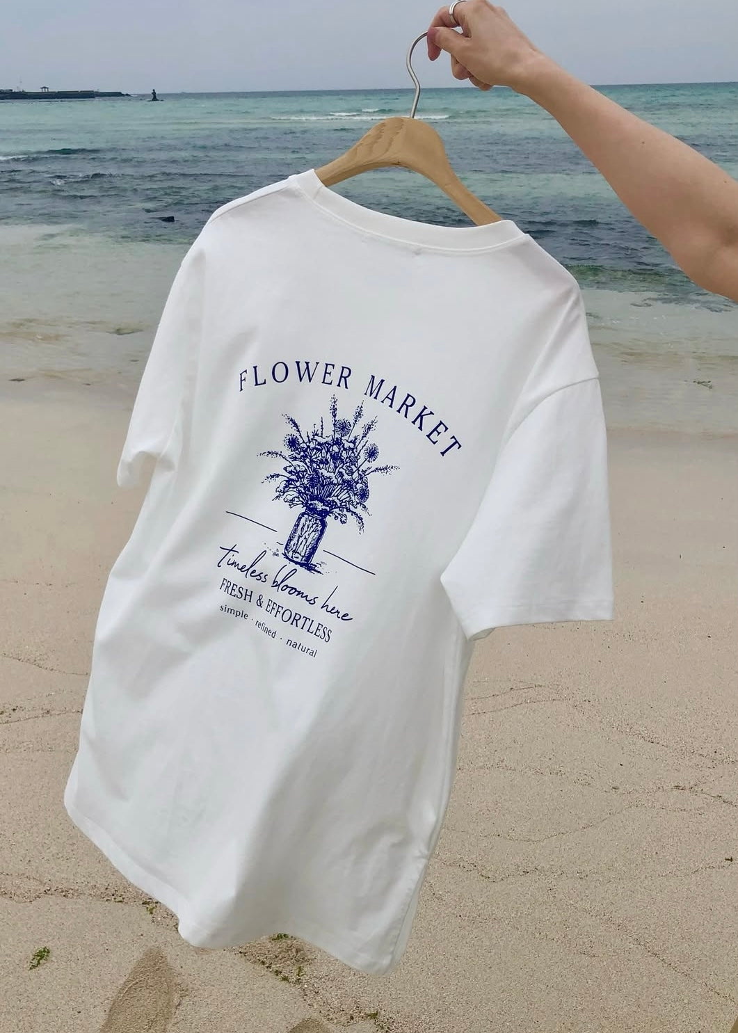 Flowers market tee