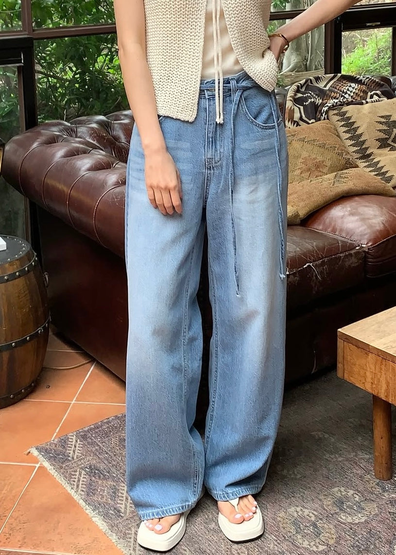 Light washed barrels jeans