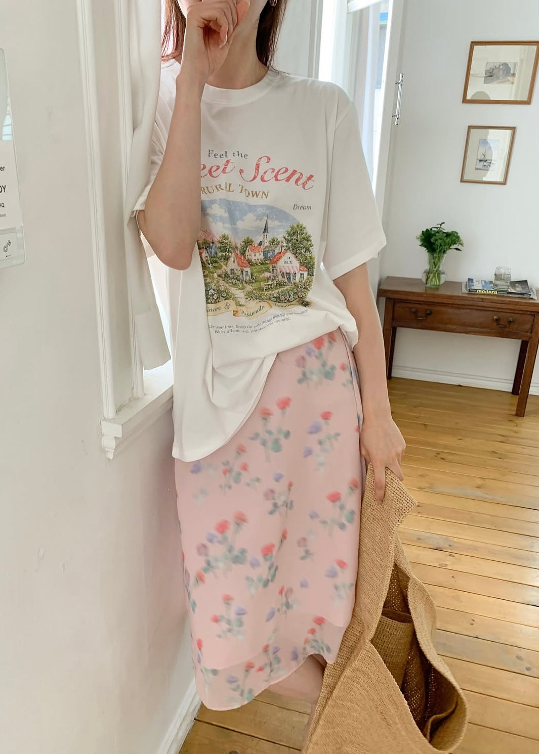 Sweet scent tee