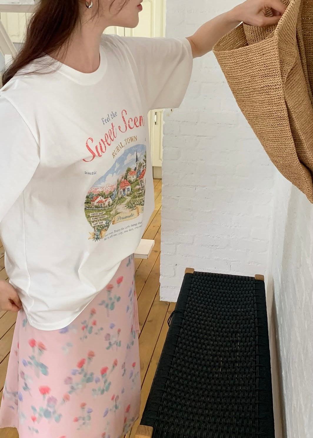 Sweet scent tee