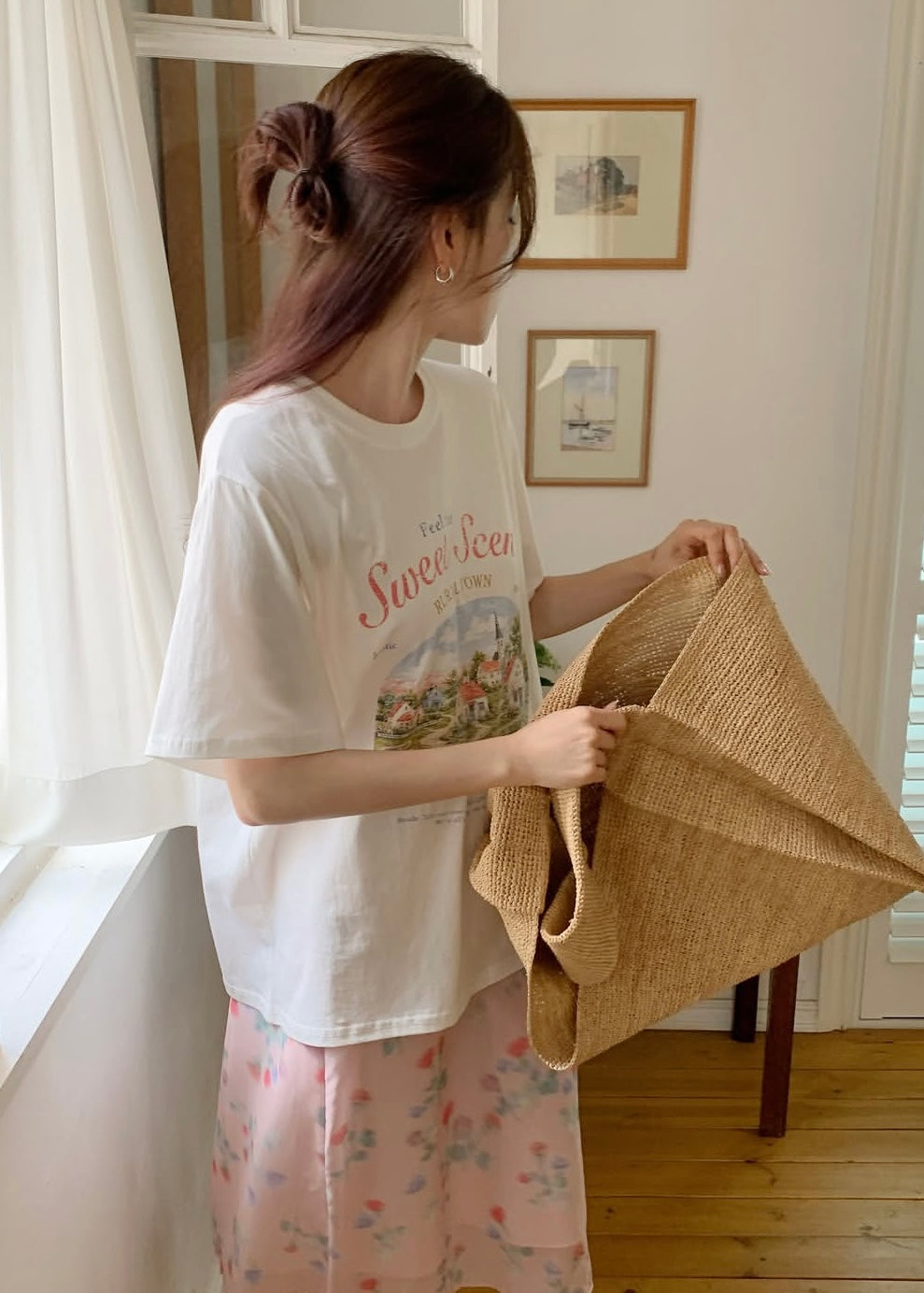 Sweet scent tee