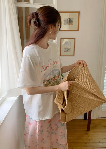 Sweet scent tee