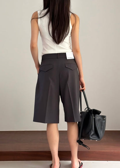 Double pleated quarter shorts