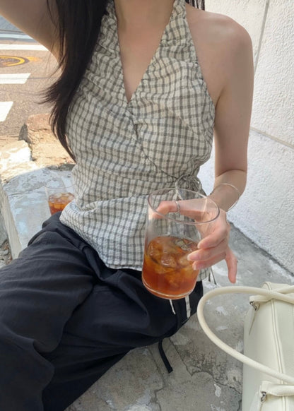 One-piece checkers vest