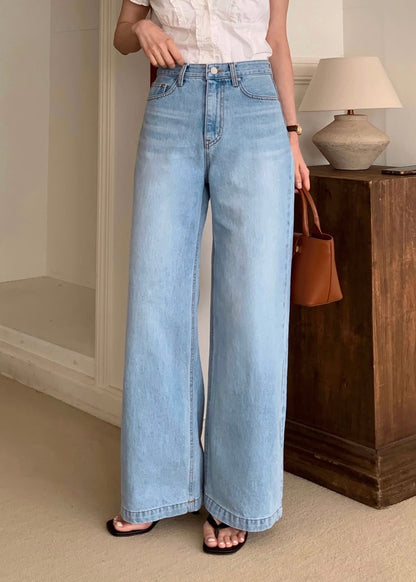 Light washed wide straight jeans