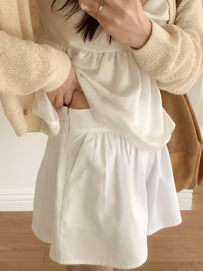 Pleated flare shorts