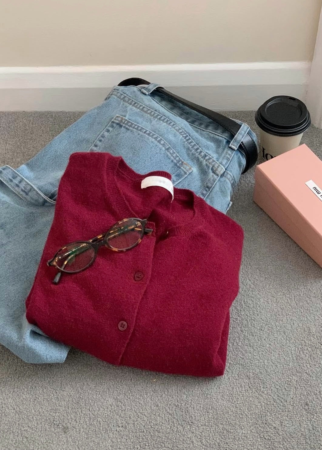 Cashmere crew neck cardigan