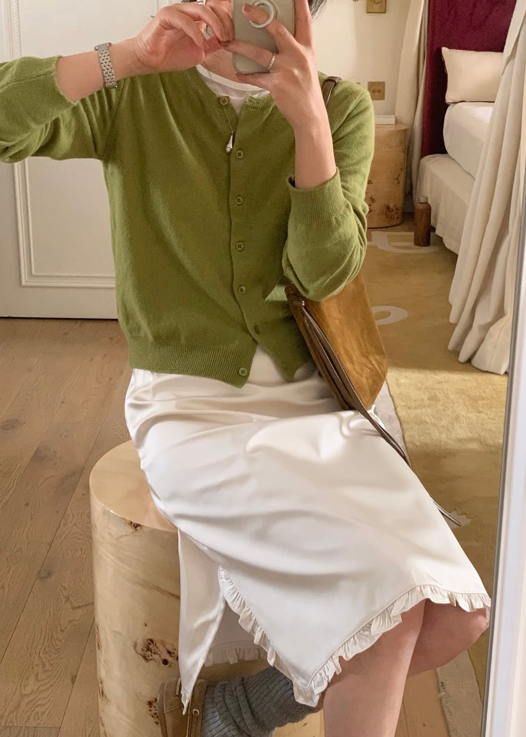 Cashmere crew neck cardigan
