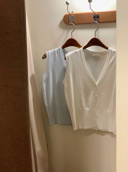 V-neck knit vest