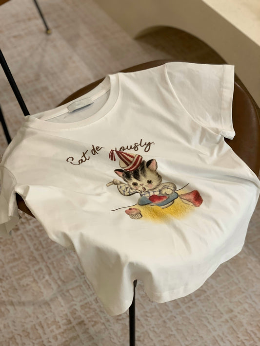 Kitten's tea time printed tee