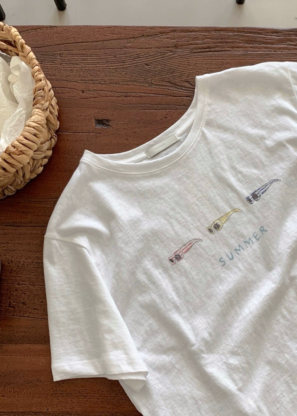 Sunglasses tee