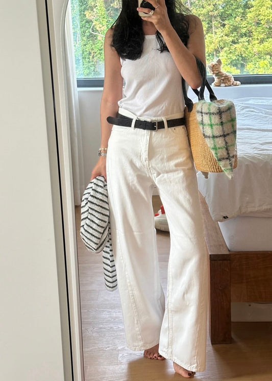 Curve seam jeans
