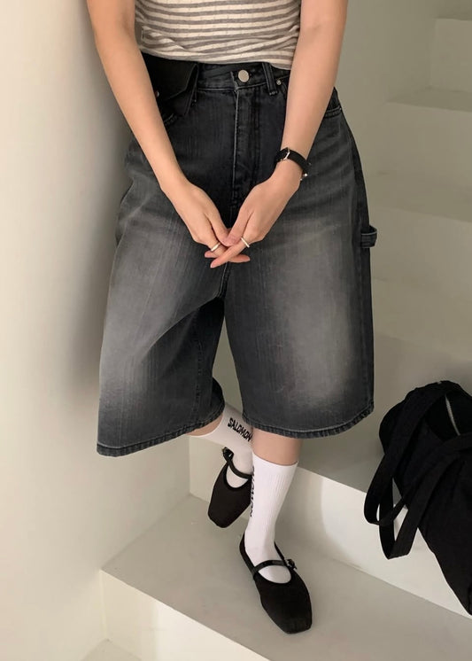 Mid washed painter shorts
