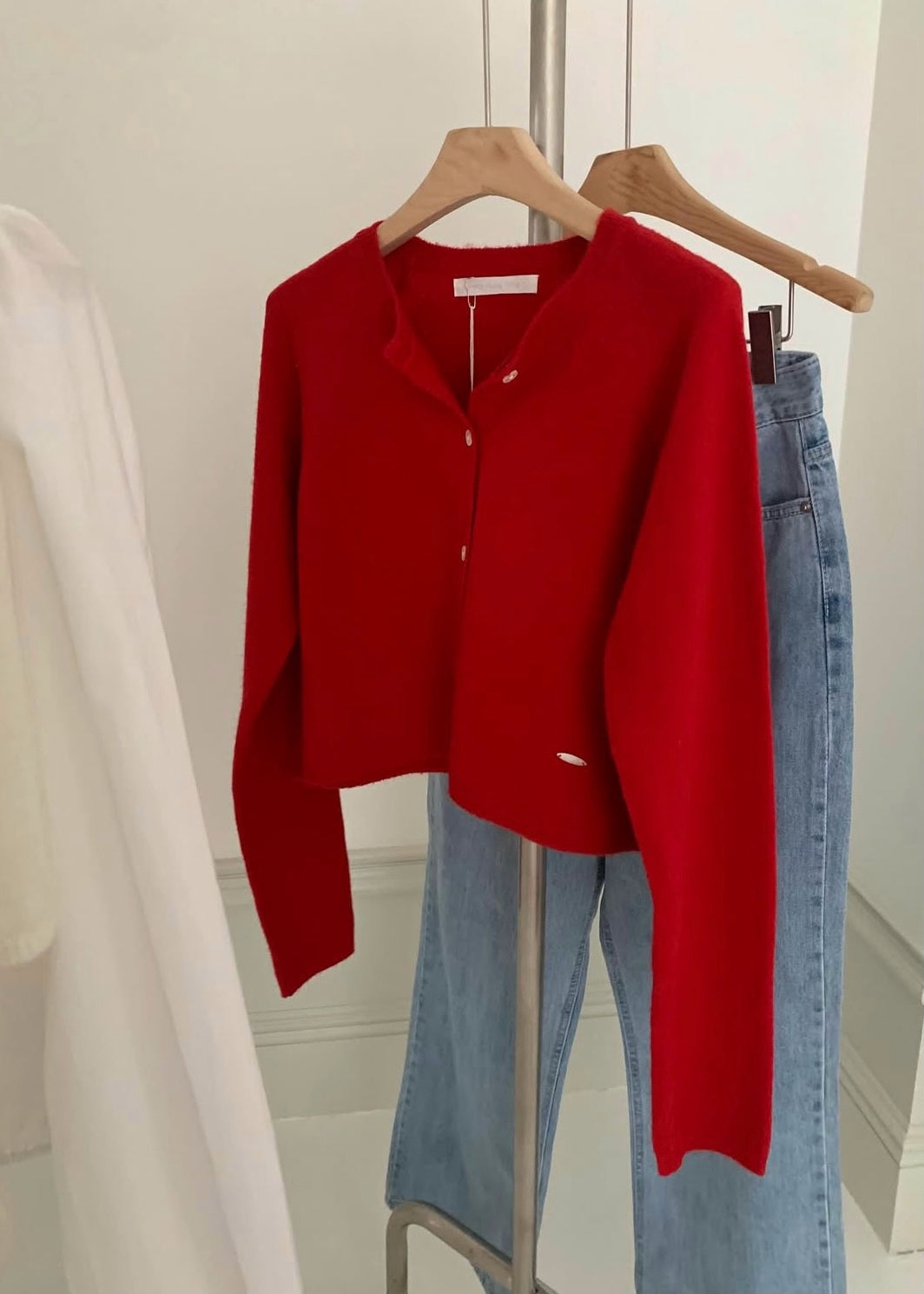 Cropped fit cardigan