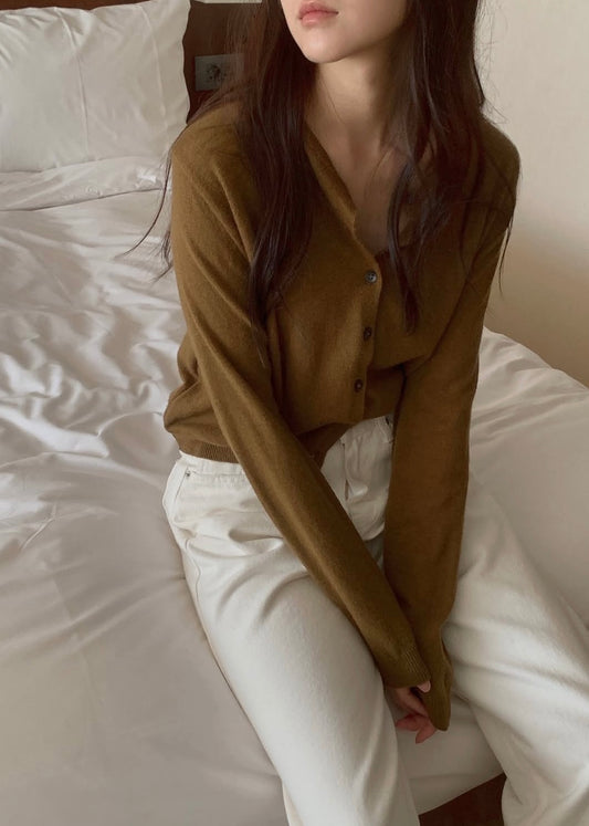 Crew neck cropped cardigan